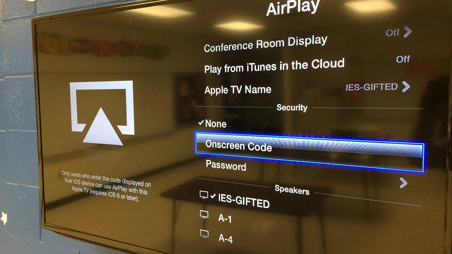 Błąd w AirPlay pozwala hakerom szpiegować Cię przez głośniki, samochody i komputery Mac