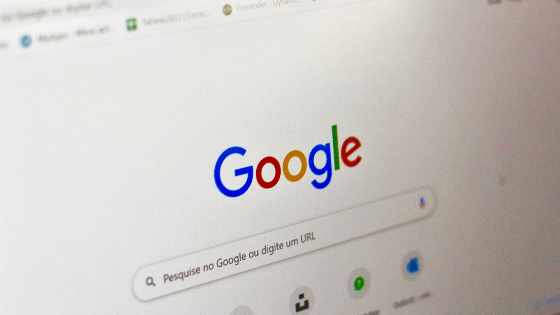 Dziennikarka Odkrywa Usterkę Google, kt&oacute;ra Cicho Usuwa Wyniki Wyszukiwania